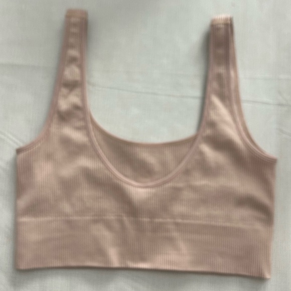 NWOT GAP Seamless Rib Bralette- Beige XL - Picture 4 of 6